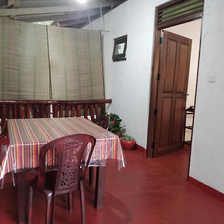 Nethanya Homestay Ella Exterior foto
