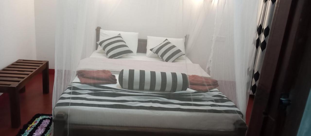 Nethanya Homestay Ella Exterior foto
